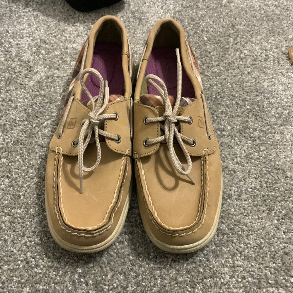 Brown Sperry Women’s size 8